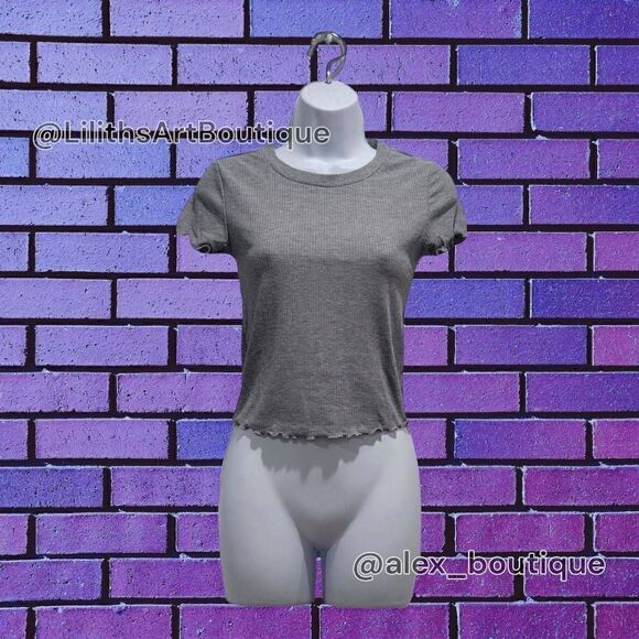 Forever 21 Ribbed Lettuce Edge Croptop Tee(L018)-Size S for Women - Picture 3 of 8